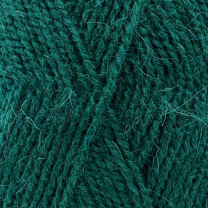 Купить пряжу ПЕХОРСКИЙ ТЕКСТИЛЬ Великолепная цвет 573-Т.изумруд производства фабрики ПЕХОРСКИЙ ТЕКСТИЛЬ