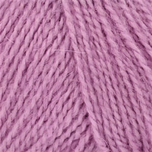 Купить пряжу ПЕХОРСКИЙ ТЕКСТИЛЬ Великолепная цвет 82-Св.ликер производства фабрики ПЕХОРСКИЙ ТЕКСТИЛЬ