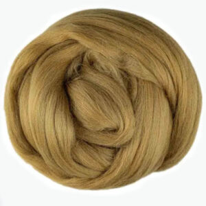 Купить пряжу ТРОИЦКАЯ Гребенная лента цвет 1055-Св.табак производства фабрики ТРОИЦКАЯ